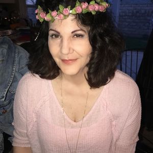 Meet your Posher, Denise